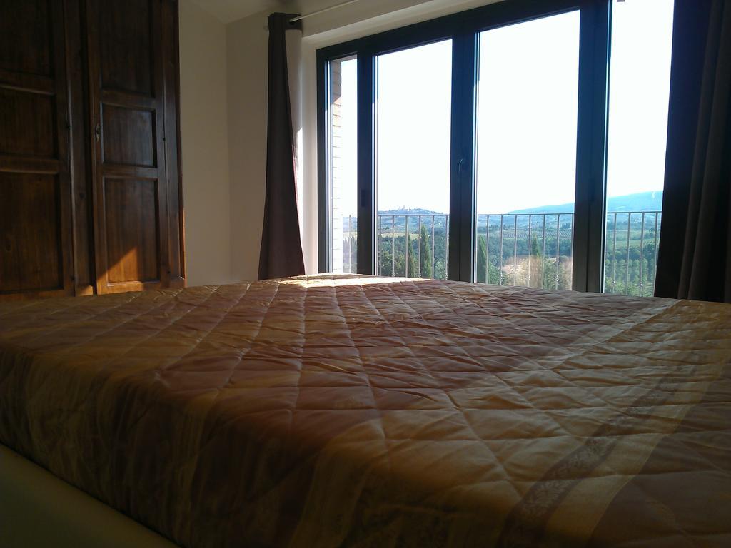Il Crinale Apartment San Gimignano Dış mekan fotoğraf